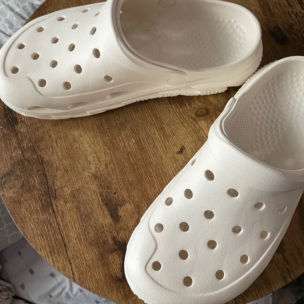 Big Boys/Girls size 5 White Slip On Shoes holes for charm accessories/breathable